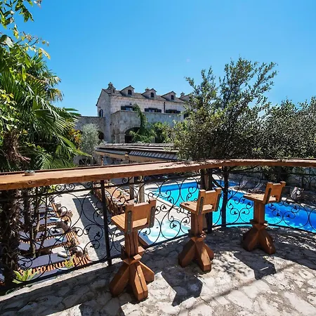 Landgut Luica Dvori Hébergement de vacances *
