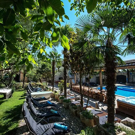 Hébergement de vacances Landgut Luica Dvori Zmijavci